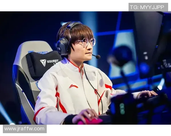 英雄联盟最新力量排行榜揭晓LNG战队强势跻身第五名引发热议